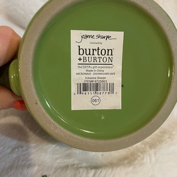 NWT Burton & Burton mug I’m a mom what’s your superpower? Color black and green - Picture 4 of 5